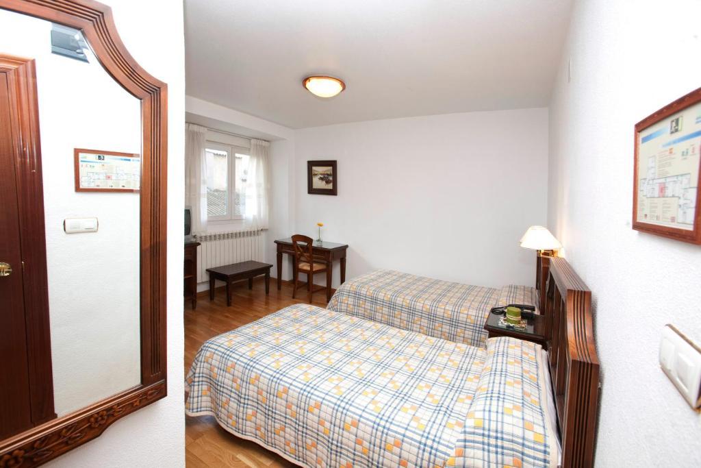 יקלה Hotel Avenida מראה חיצוני תמונה